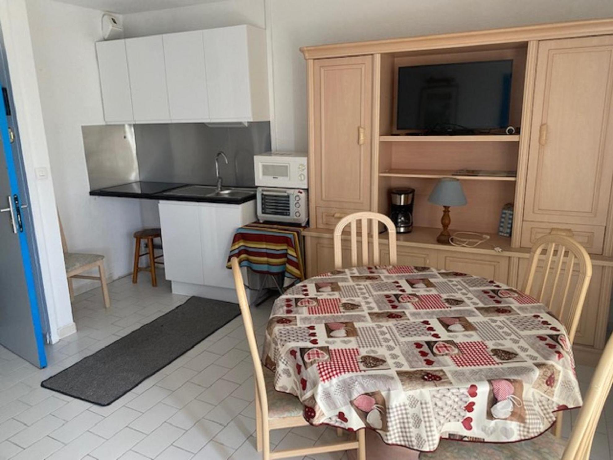 Vittoria Immobilier 12 -Reglement Sur Place - Cheques Vacances Acceptes ラ・グランド・モット 部屋 写真